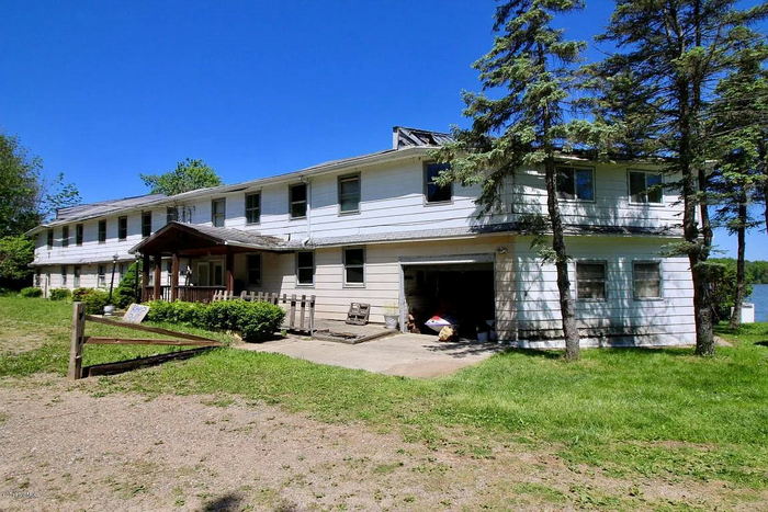 Baseline Lake Lodge - Real Estate Listing (newer photo)